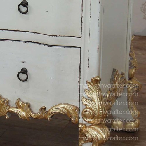Distressed-Antique-White-With-Gold
