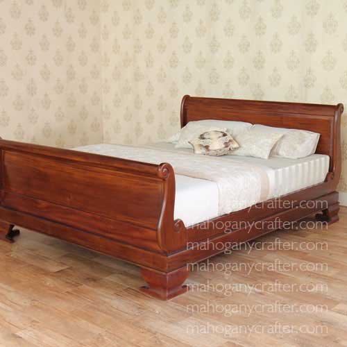 B 007 – Sleigh Bed High Foot Board King Size