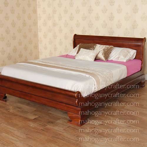 B 007A – Sleigh Bed Low Foot Board King Size
