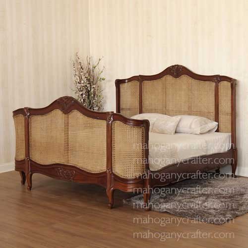 B 061 – Rattan Bed King Size