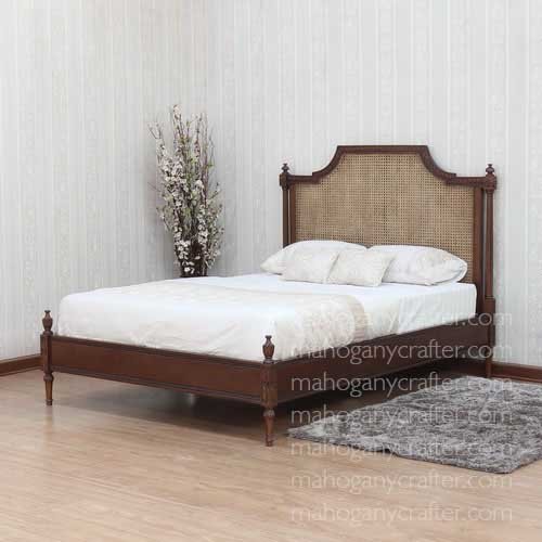 B 166 – Provencal Low End Bed Wax Polished Finish Queen Size