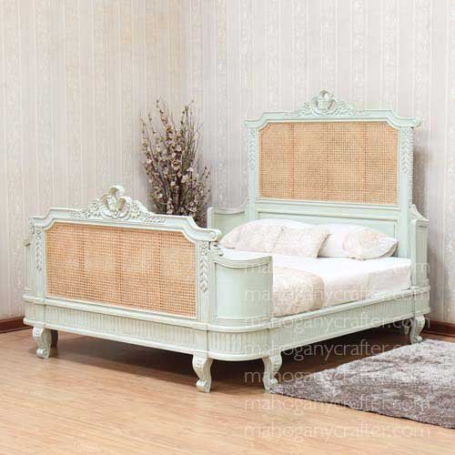 B 170R – With Wicker Panels King Size