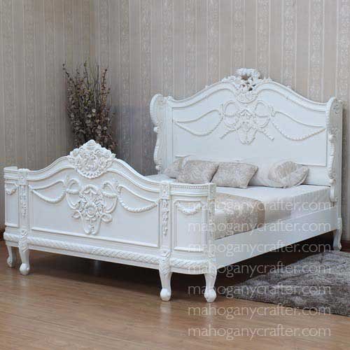 B 212 – Napoleon French carved Bed King Size