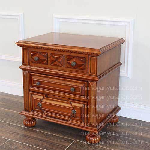 BE 054 – Cassablanca Bedside 63x45x64cm