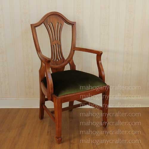 CH 106 – Hepplewhite Arm Chair 58x56x106cm
