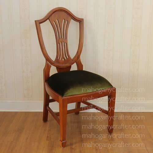 CH 107 – Hepplewhite Side Chair 51x56x106cm