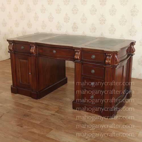 D 004 – Genovese Desk Dark Walnut NC Spray 160x79x78cm