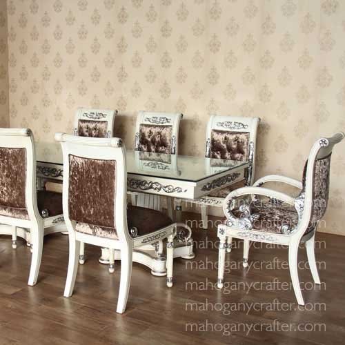 DS 011 – Vanitas Dining Set