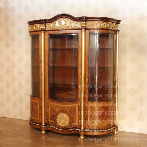 MQ 002 – 3 Door Curio 196x56x225cm