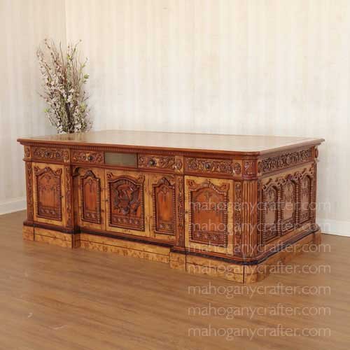 MQ 113 – Resolute Desk With Mappa Burl Veneer 210x130x80cm