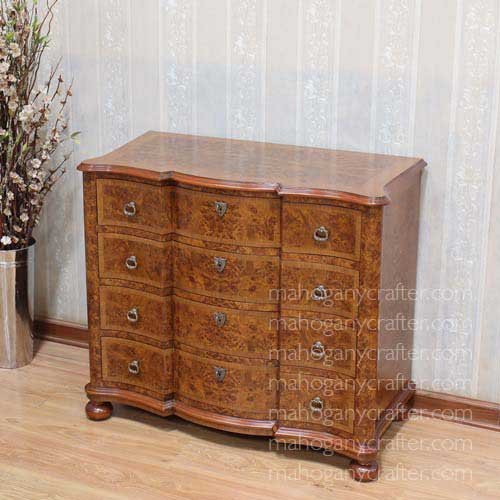 MQ 139 – Tuscany Serpentine Chest 107x54x94cm