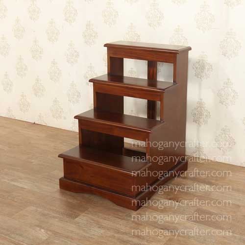 OC 048 – 4 Step Library Step 53x66x81cm