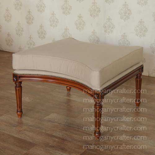 ST 003 – Admiralty Stool 71x51x47cm