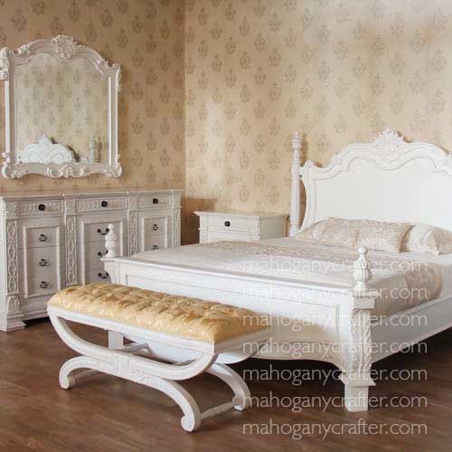 Set 02A – Louis Grand Bedroom Set