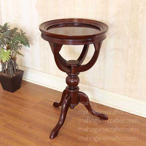 T 094 – Small Round Table 45x45x70cm