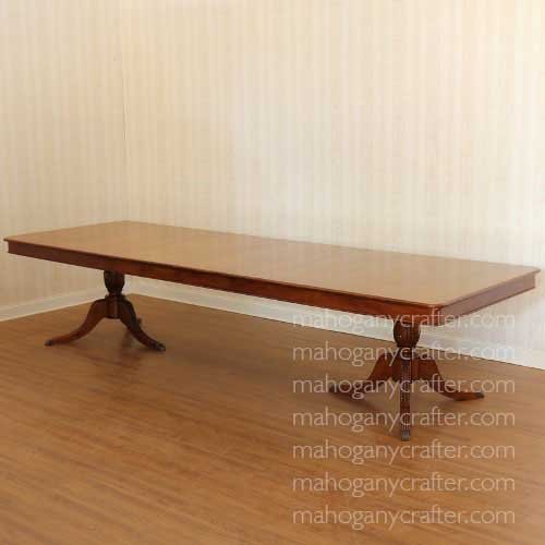 T 138 – Hepplewhite Dining Table 366x122x79cm