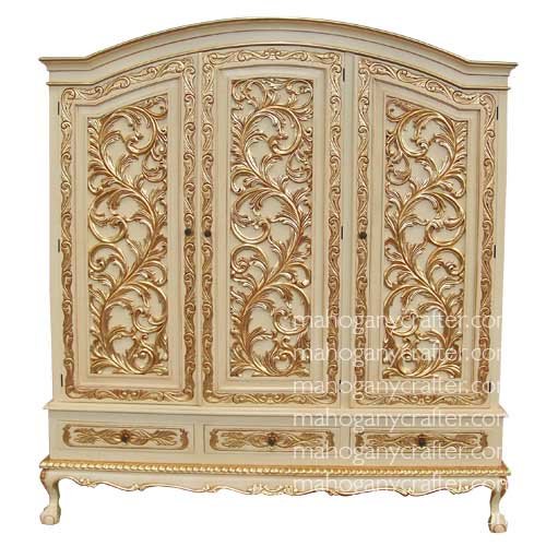 WD 075 – 3 Door Rococo Wardrobe 195x71x210cm