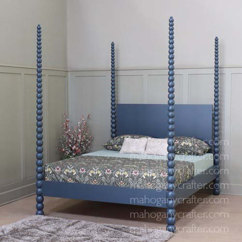 B 200 – Bobbin Four Poster Bed King Size – Painted