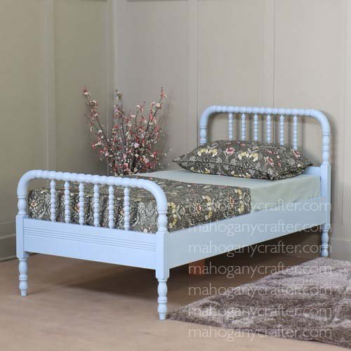 B 202 – Bobbin Panel Bed Single Mattress Size – Painted Blue
