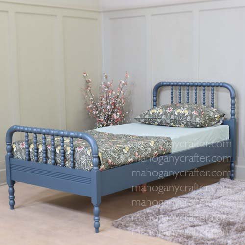 B 202 – Bobbin Panel Bed Single Mattress Size – Painted