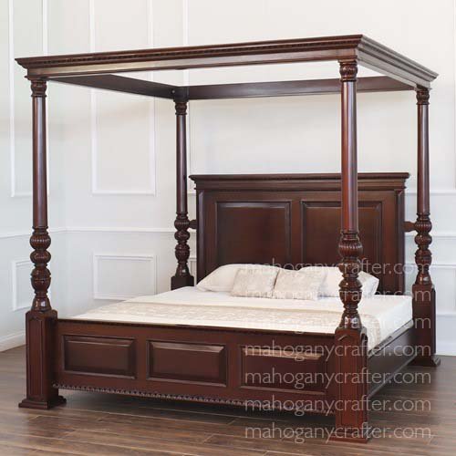 B 219 – Raised Panels Canopy Bed