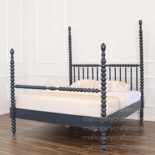 B 222 – Bobbin Spindle Back Bed