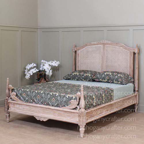 B 227 – Tropical Cane Bed