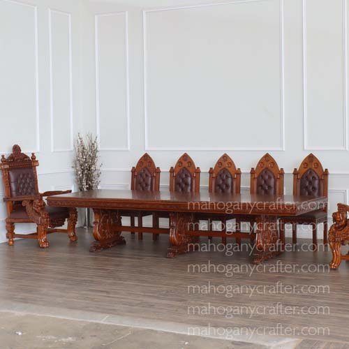 DS 033 – Gothic Dining Set a