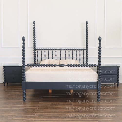 SET 057 – Bobbin Spindle Back Bedroom Set