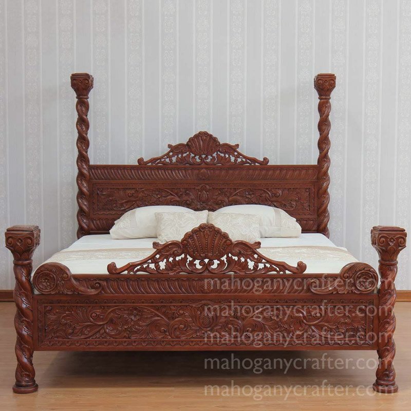 B 017 – Venetian bed in wax finish