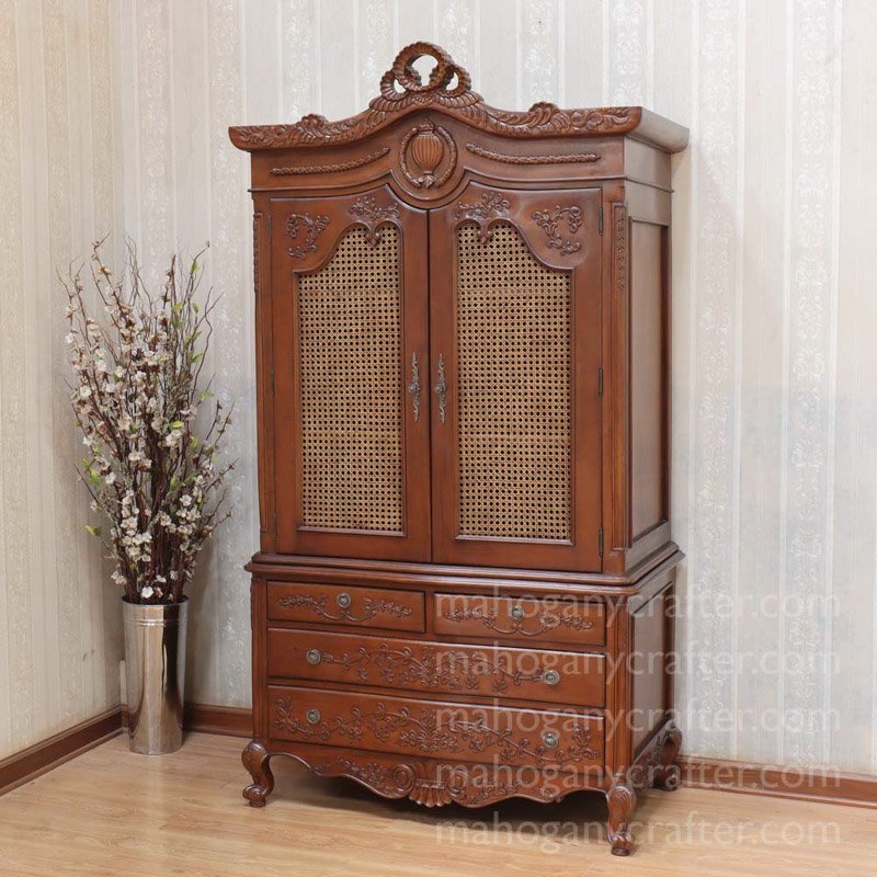 CBN 075 – Antoinette Linen press 120x65x218cm