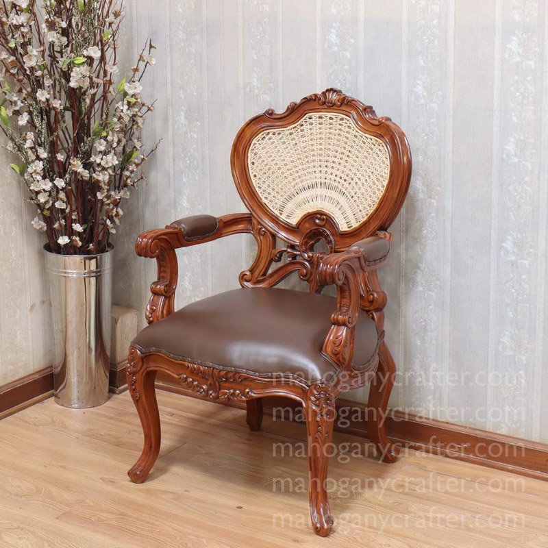 CHR 037 – Hampton Chair – NC Finish with brown leather 61x63x101